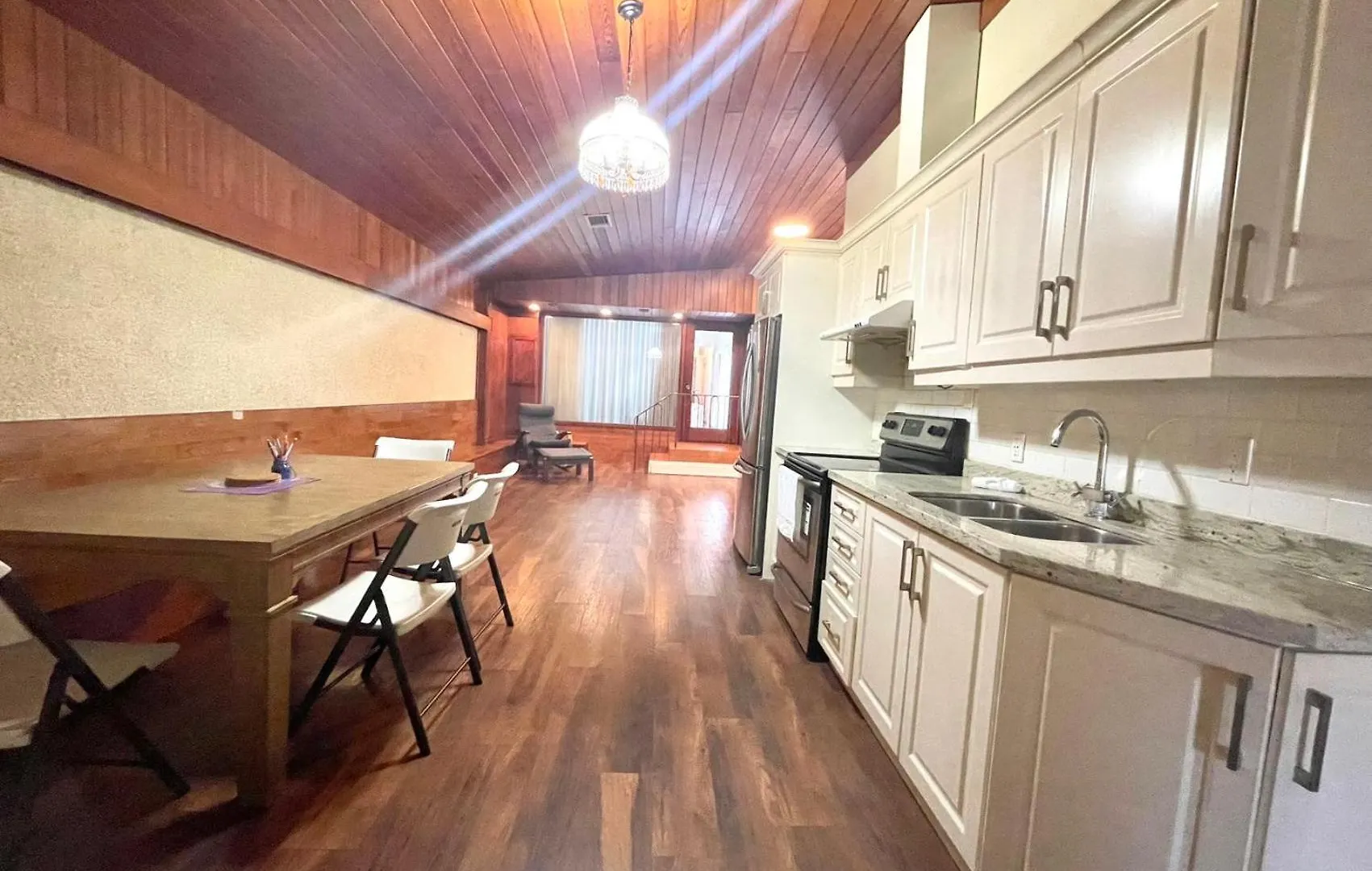 Vihome-368- Quiet House Near Bayview Village And Subway Toronto 0*,  Kanada