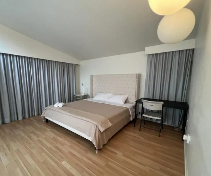Vihome-368- Quiet House Near Bayview Village And Subway Toronto